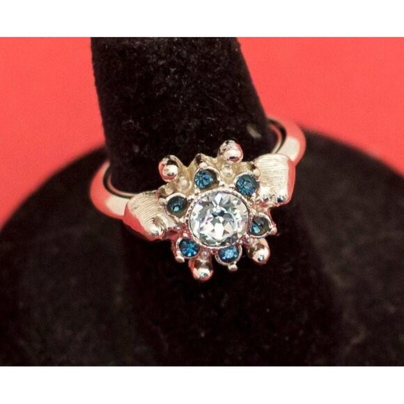 Art Deco Sapphire Avon Ring Size 7.5 F13 - Picture 1 of 4